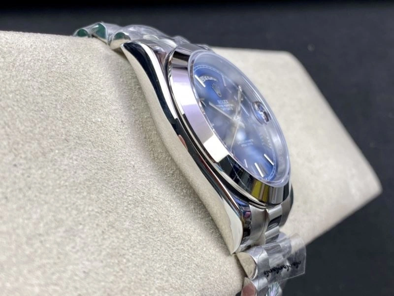Sleek ROLEX Watches 199425