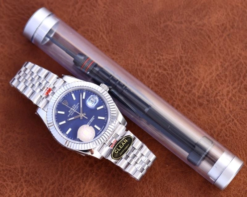 Snug ROLEX Watches 200817