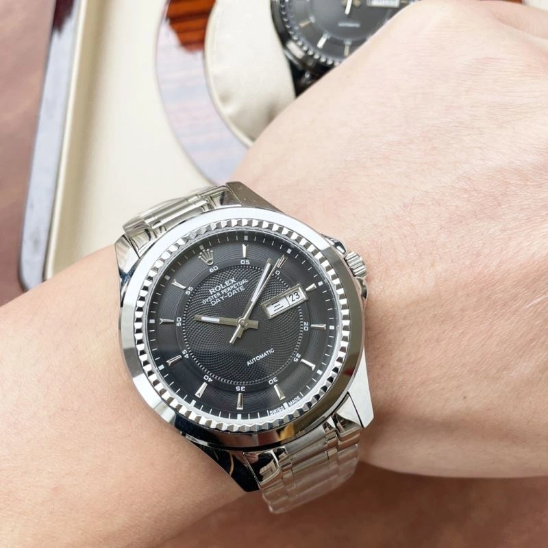 Contemporary ROLEX Watches 200649