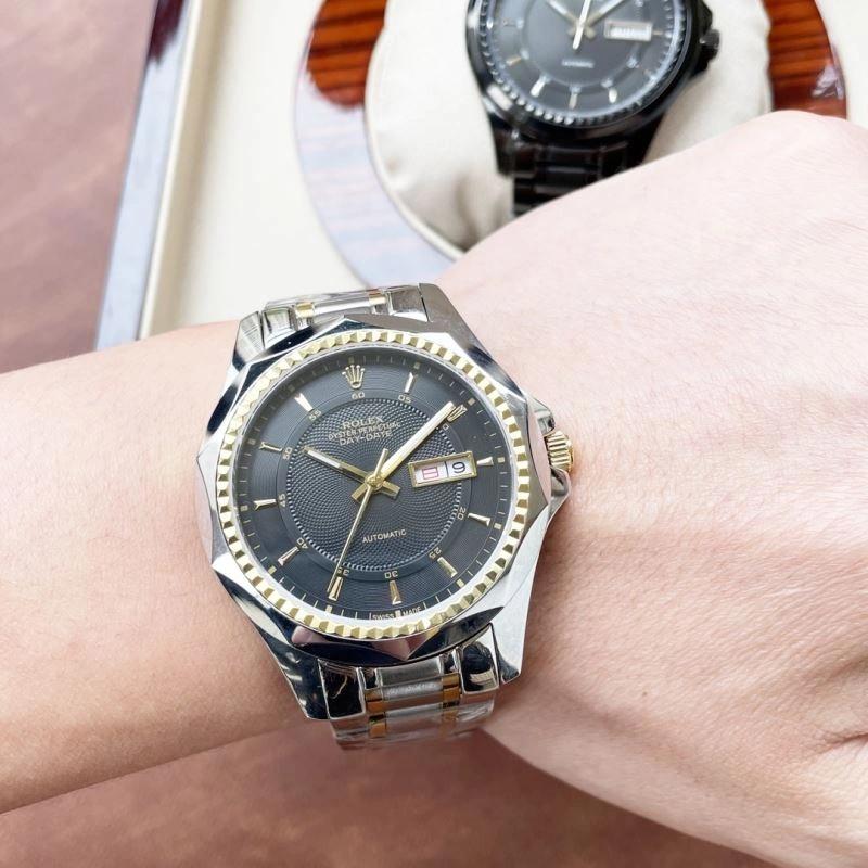 Contemporary ROLEX Watches 200649