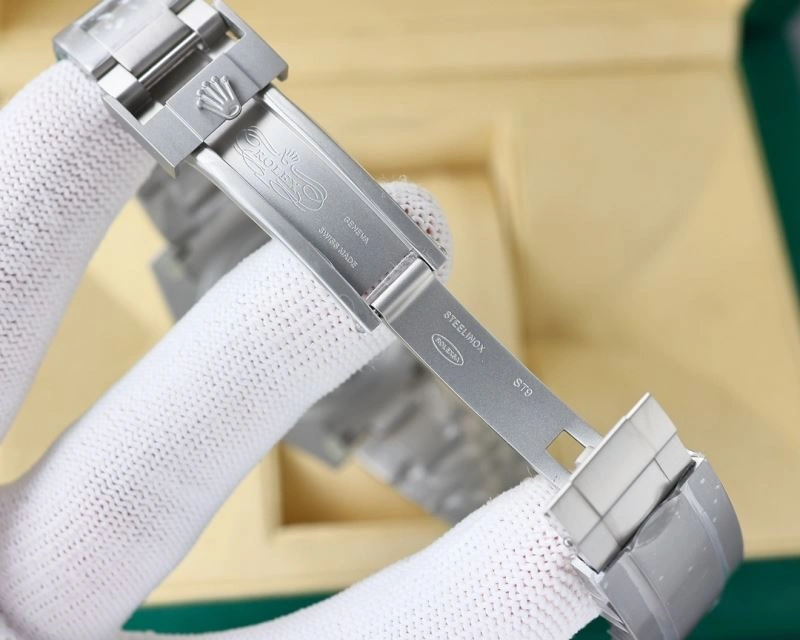 ROLEX Watches EyeCatching 200570