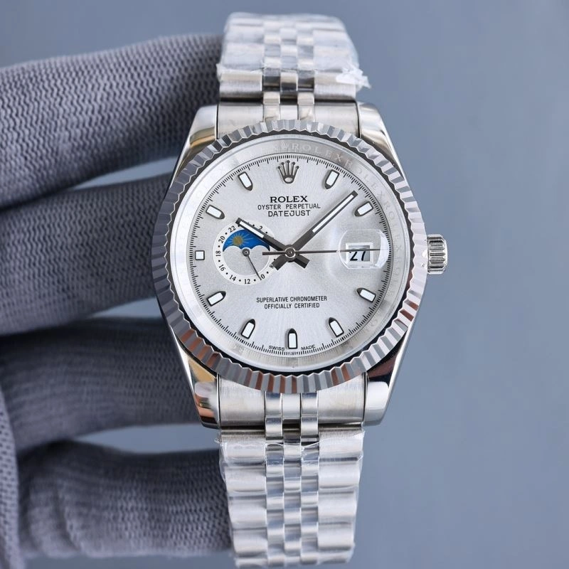 Vibrant ROLEX Watches 200567