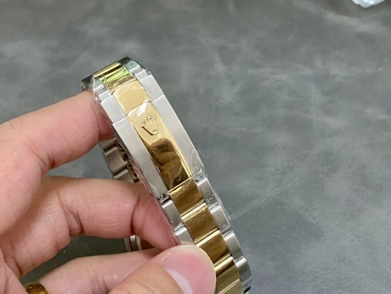 ROLEX Watches FashionForward 200523