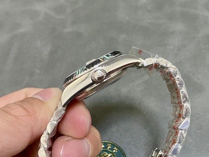 Popular ROLEX Watches 200515