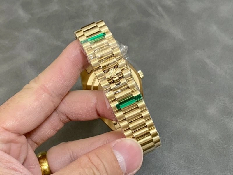 ROLEX Watches ZeroBulk 199102
