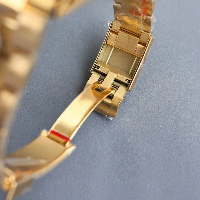 Bright ROLEX Watches 200431