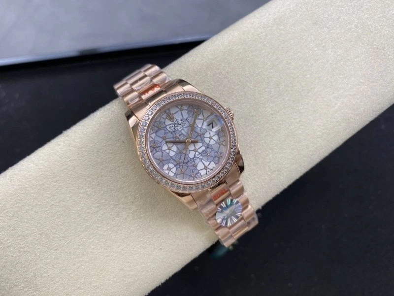 Trendsetting ROLEX Watches 200409