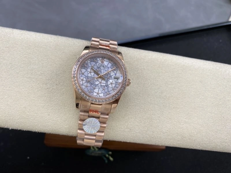 Trendsetting ROLEX Watches 200409