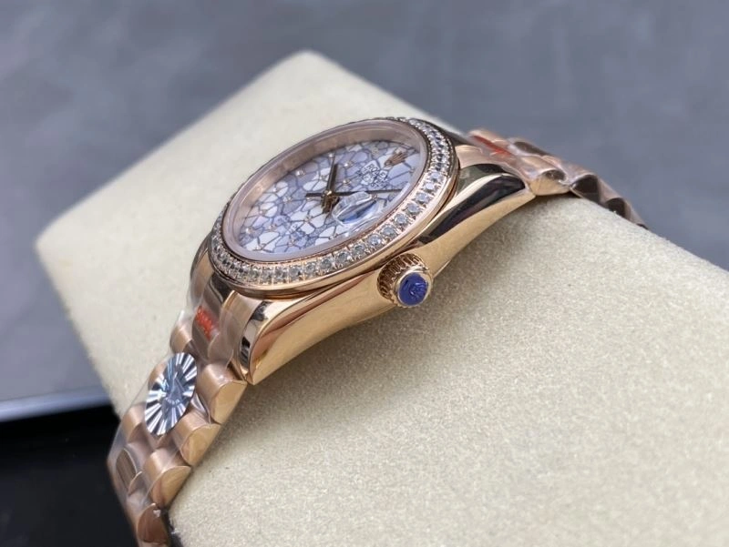 Trendsetting ROLEX Watches 200409