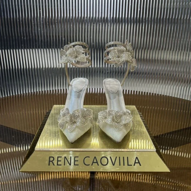 Trendsetting Rene Caovilla Sandals 6090
