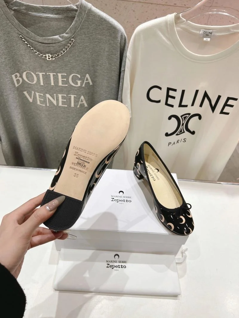 Contemporary Repetto Shoes 11467