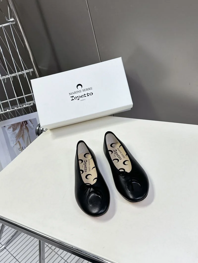 Refined Repetto Shoes 9112