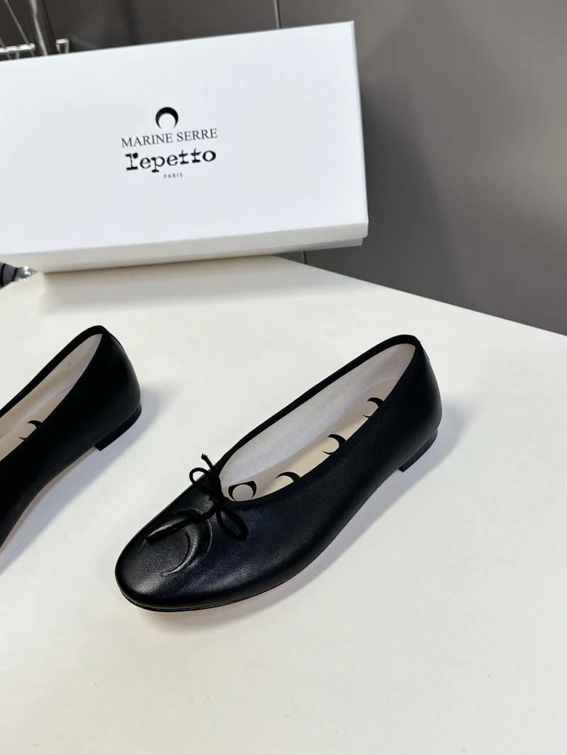 Refined Repetto Shoes 9112