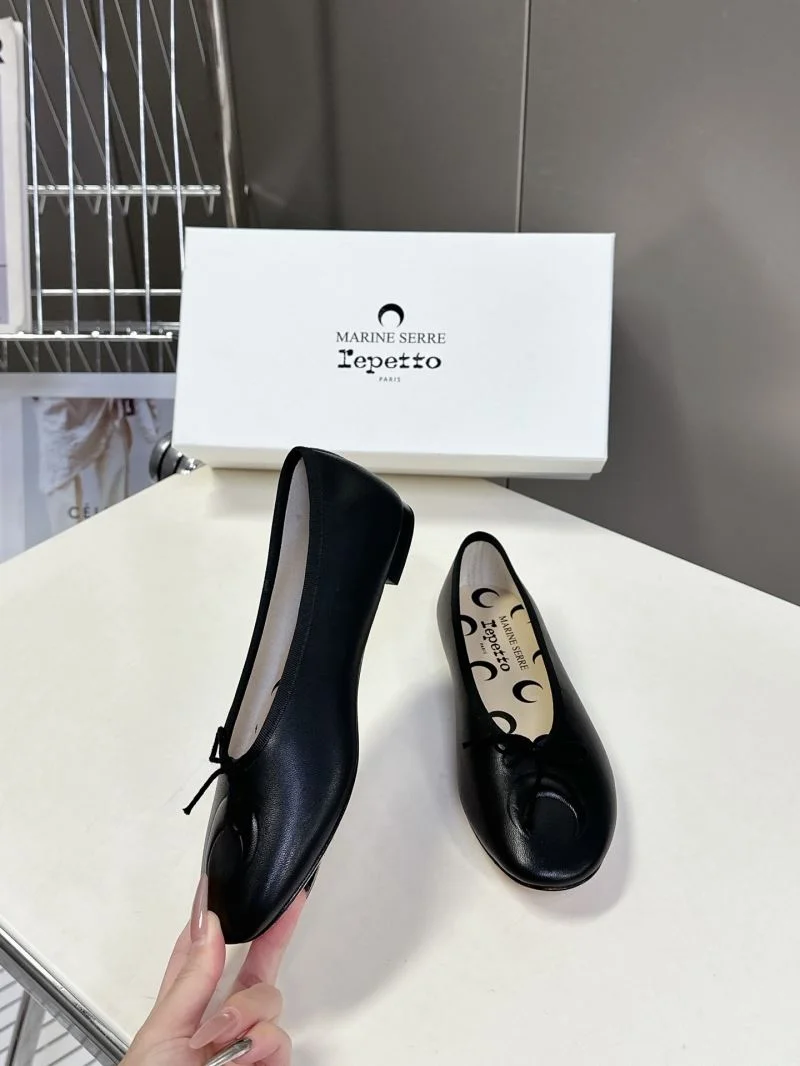 Refined Repetto Shoes 9112