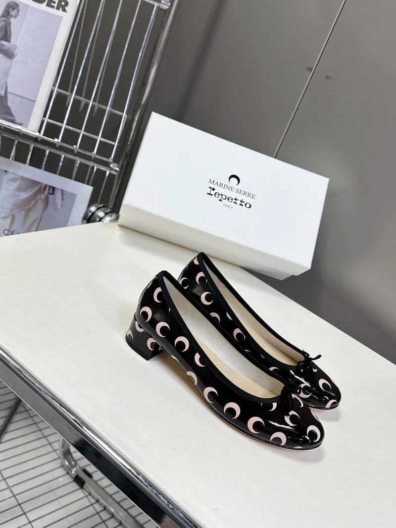 Refined Repetto Shoes 9090