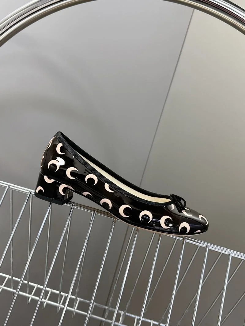 Refined Repetto Shoes 9090
