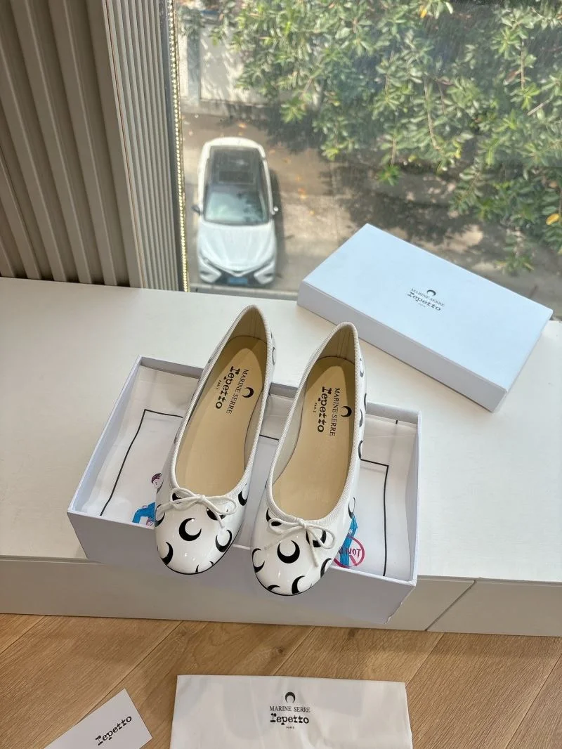 Repetto Shoes WrinkleFree 9082