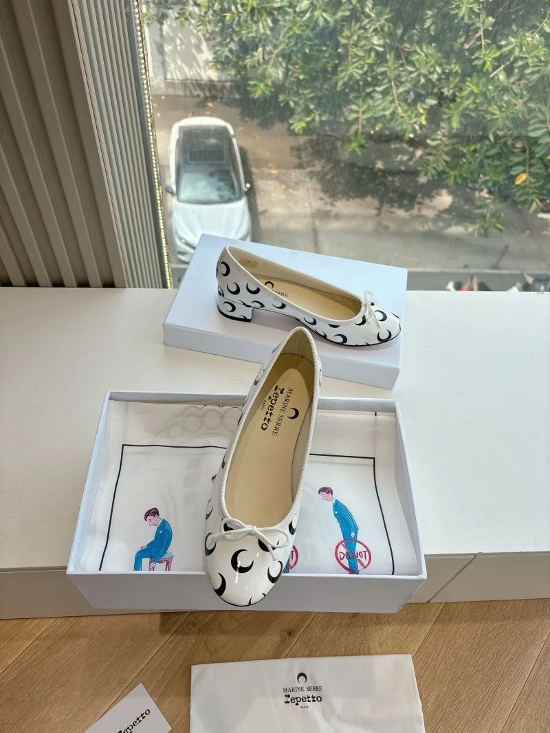 Repetto Shoes WrinkleFree 9082