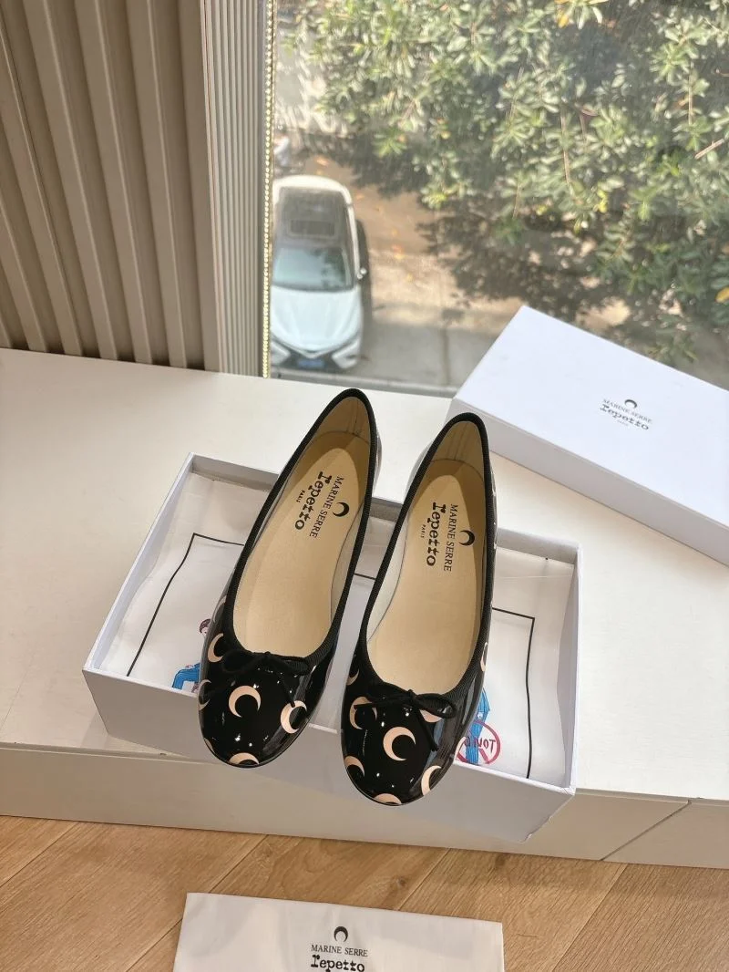 EasyMatch Repetto Shoes 9084