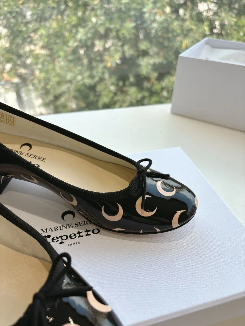 EasyMatch Repetto Shoes 9084