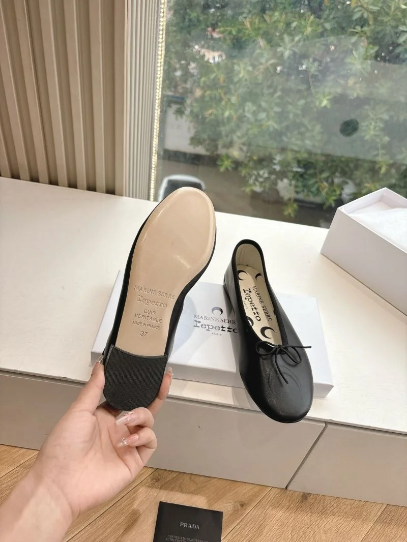 RelaxedFit Repetto Shoes 9088