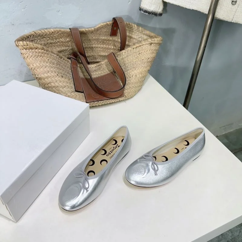 WrinkleFree Repetto Shoes 9074