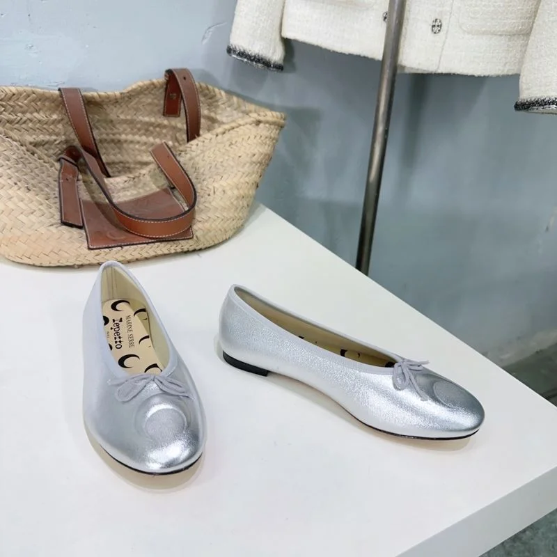 WrinkleFree Repetto Shoes 9074