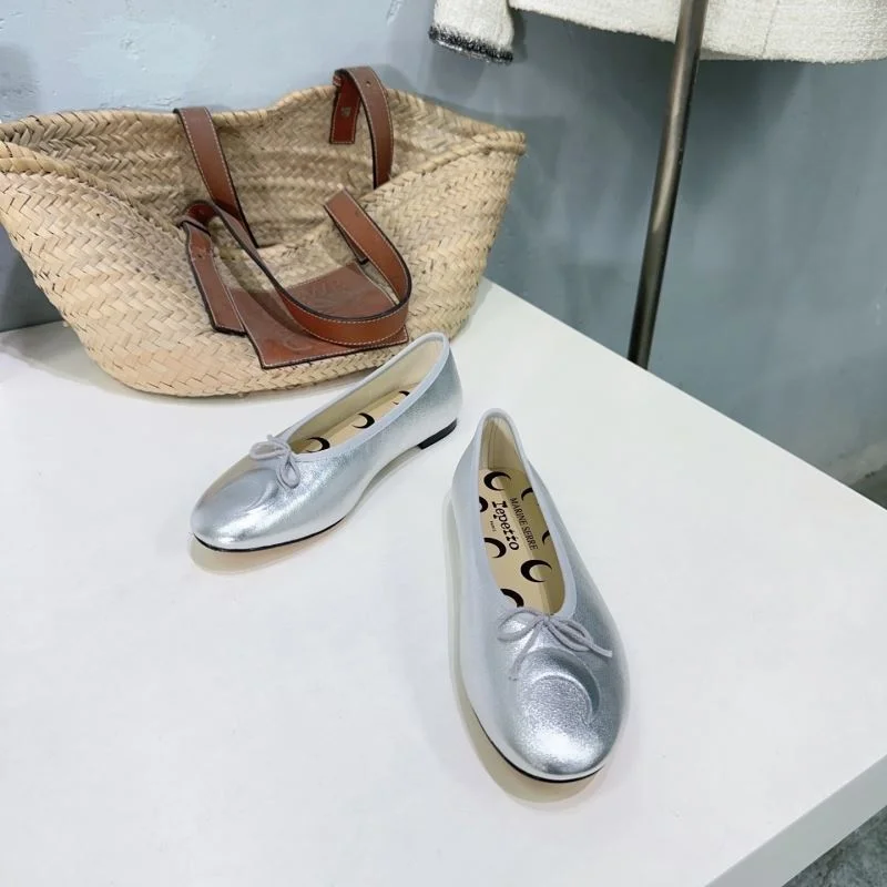 WrinkleFree Repetto Shoes 9074