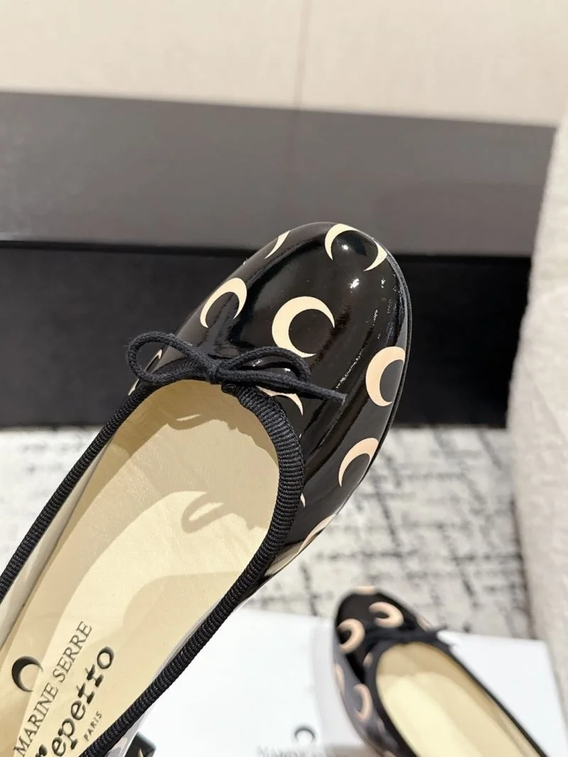 Breathable Repetto Shoes 6050