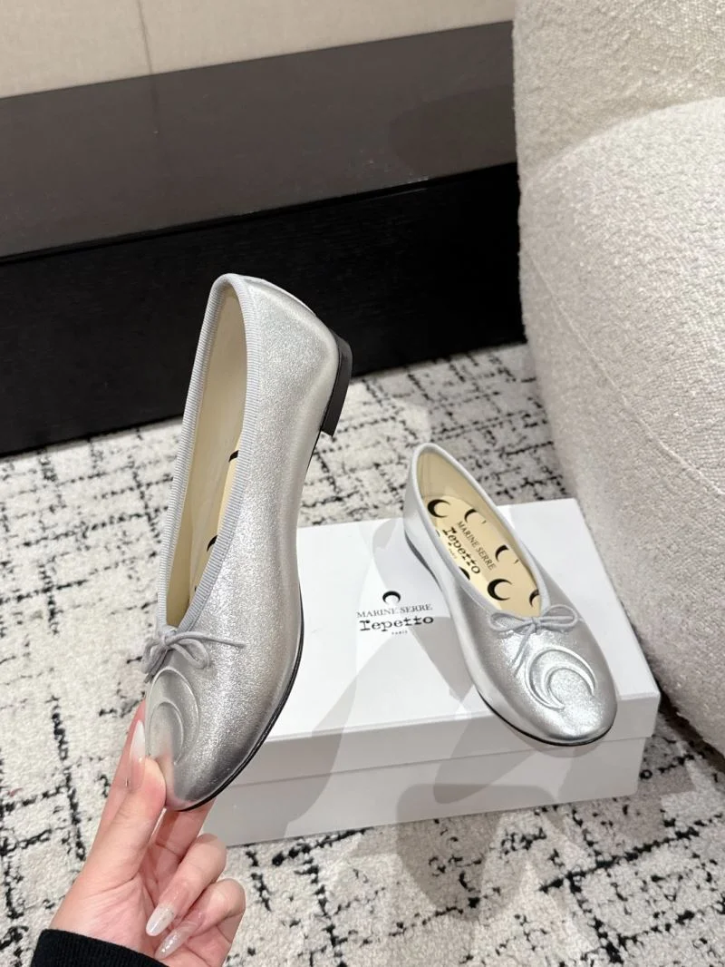 Modern Repetto Shoes 5864