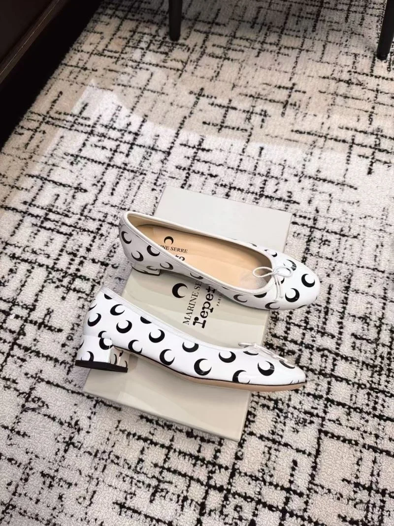 Attractive Repetto Shoes 5896