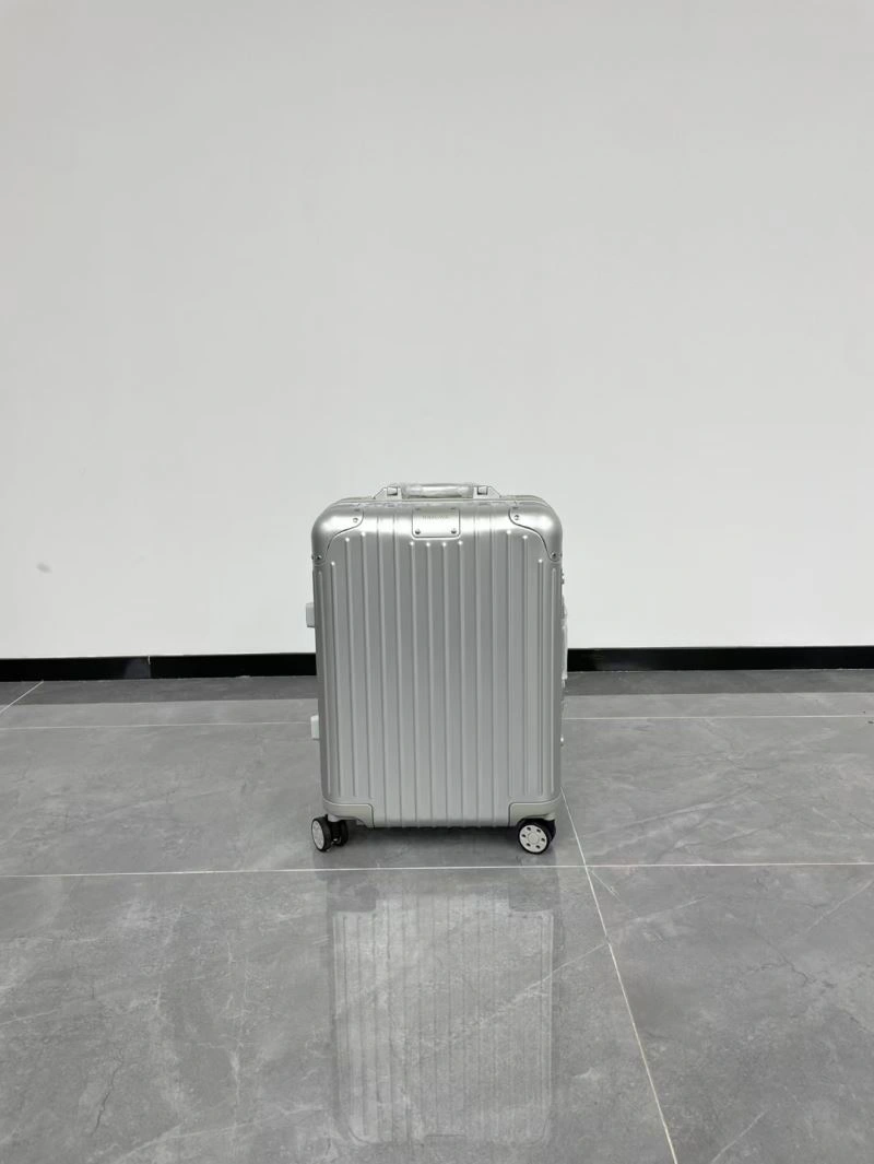Rimowa Suitcase Breathable 69427