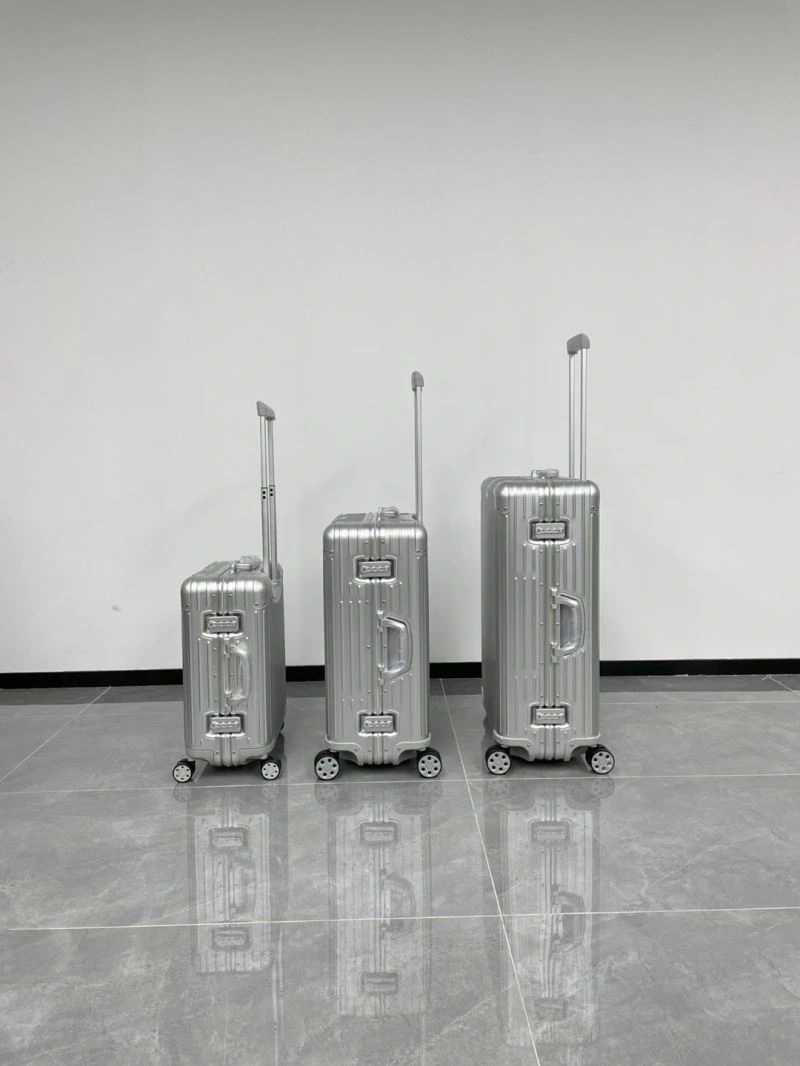 Rimowa Suitcase Breathable 69427
