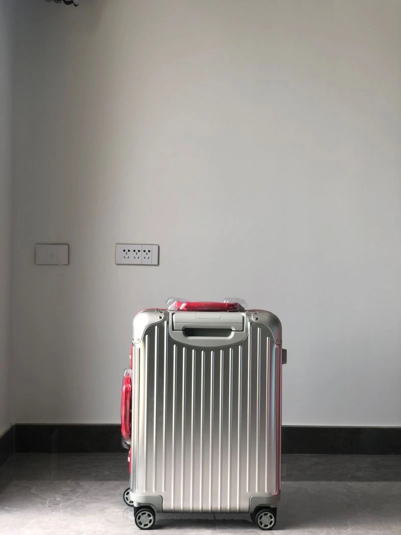 Trendy Rimowa Suitcase 69488