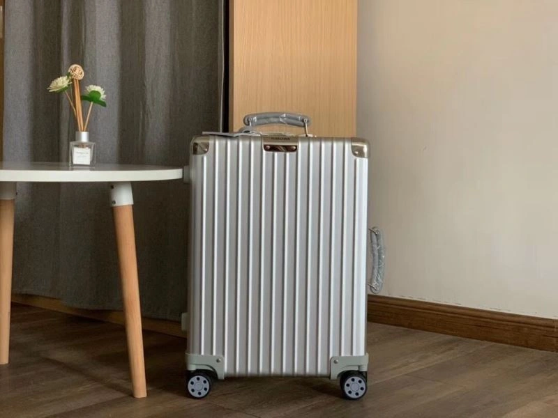 Soft Rimowa Suitcase 69464