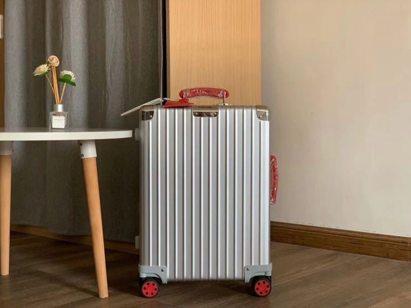 Rimowa Suitcase Neat 69462