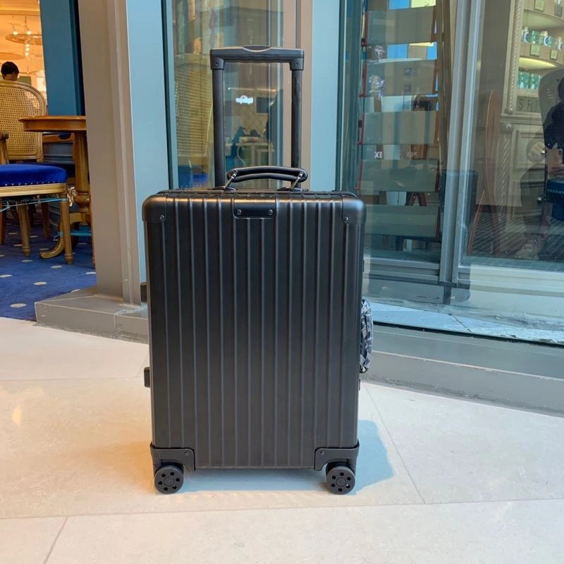 OdorResistant Rimowa Suitcase 69420
