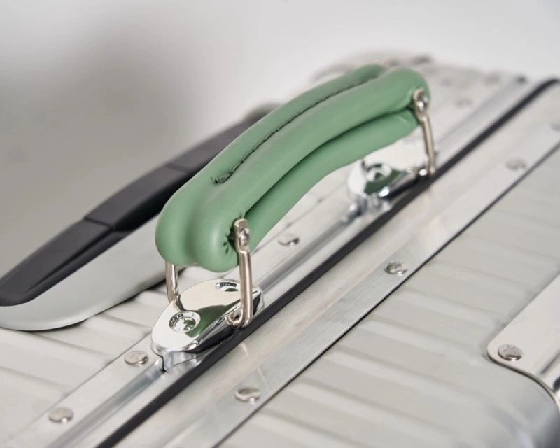 Cozy Rimowa Suitcase 69416