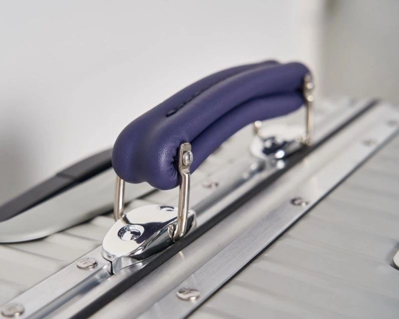 Rimowa Suitcase Durable 69412
