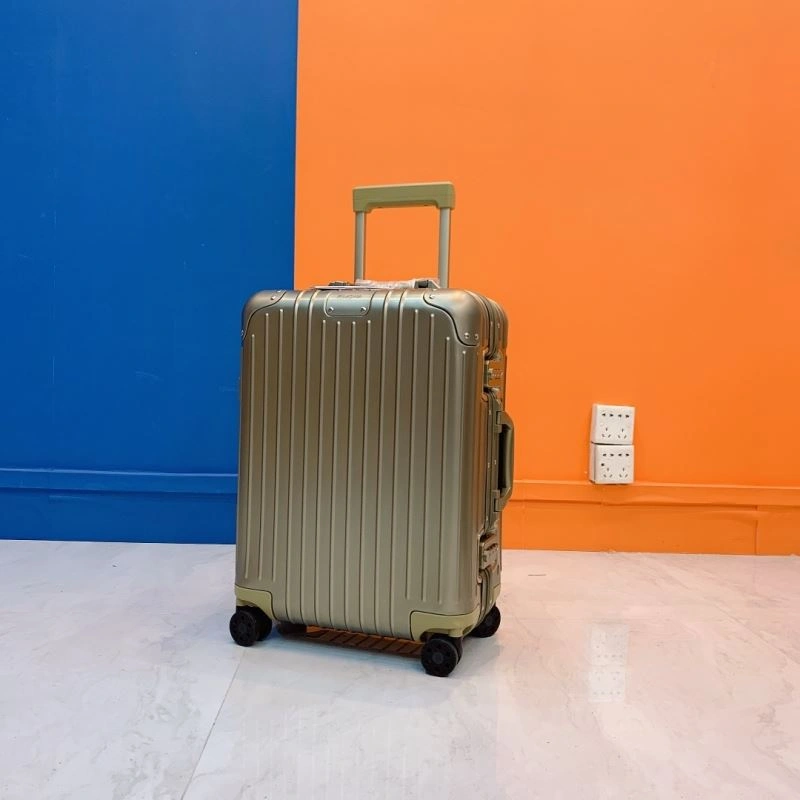 GoodFit Rimowa Suitcase 69504