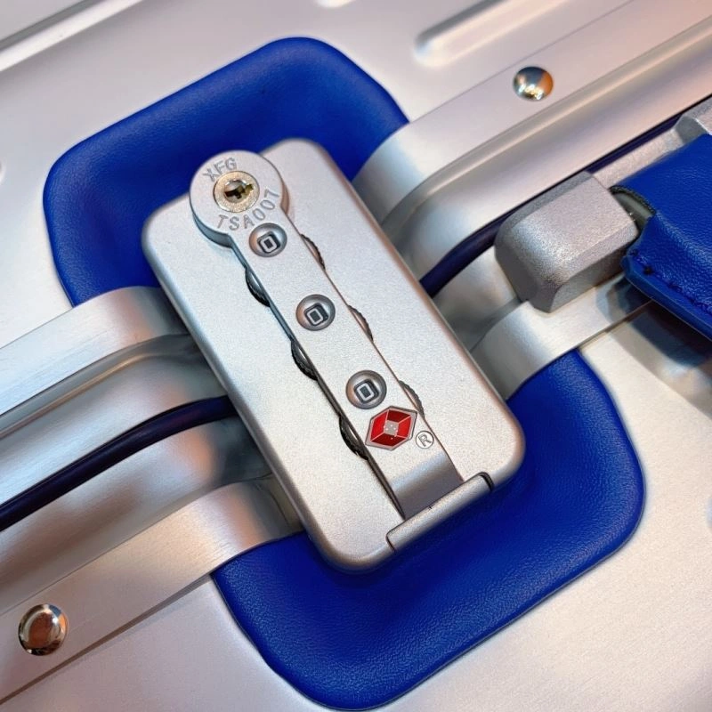 Rimowa Suitcase Snug 69503