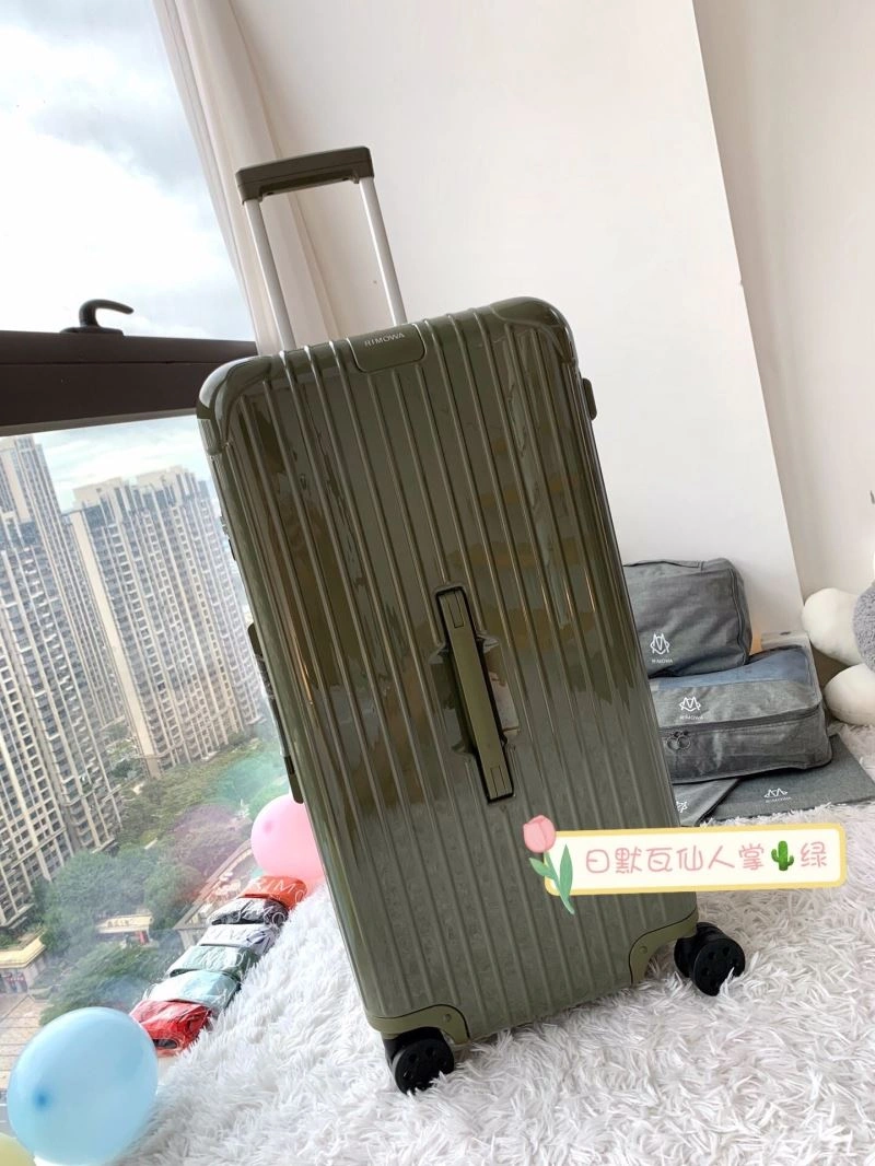 MultiPurpose Rimowa Suitcase 69373