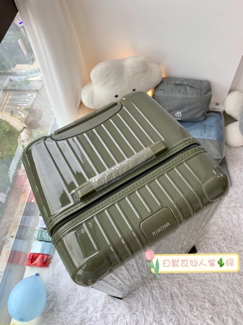 MultiPurpose Rimowa Suitcase 69373