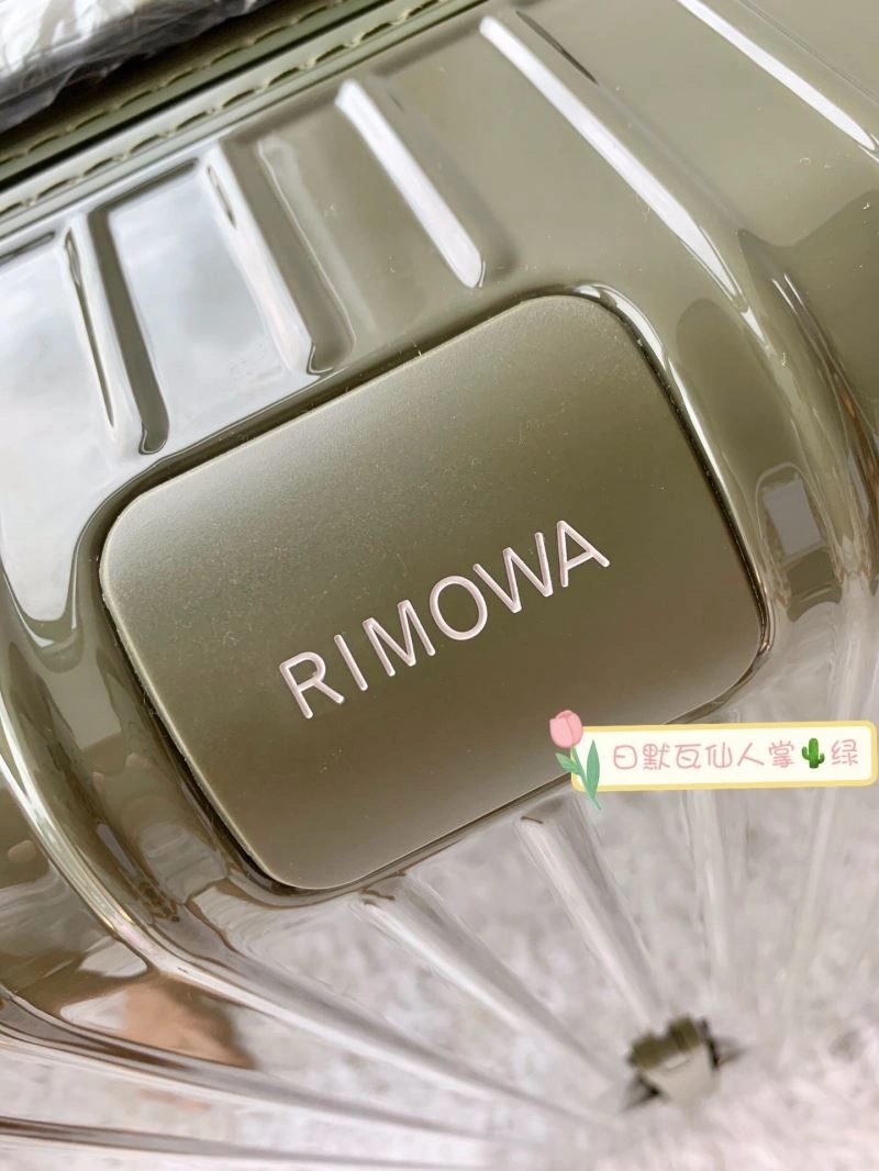 MultiPurpose Rimowa Suitcase 69373