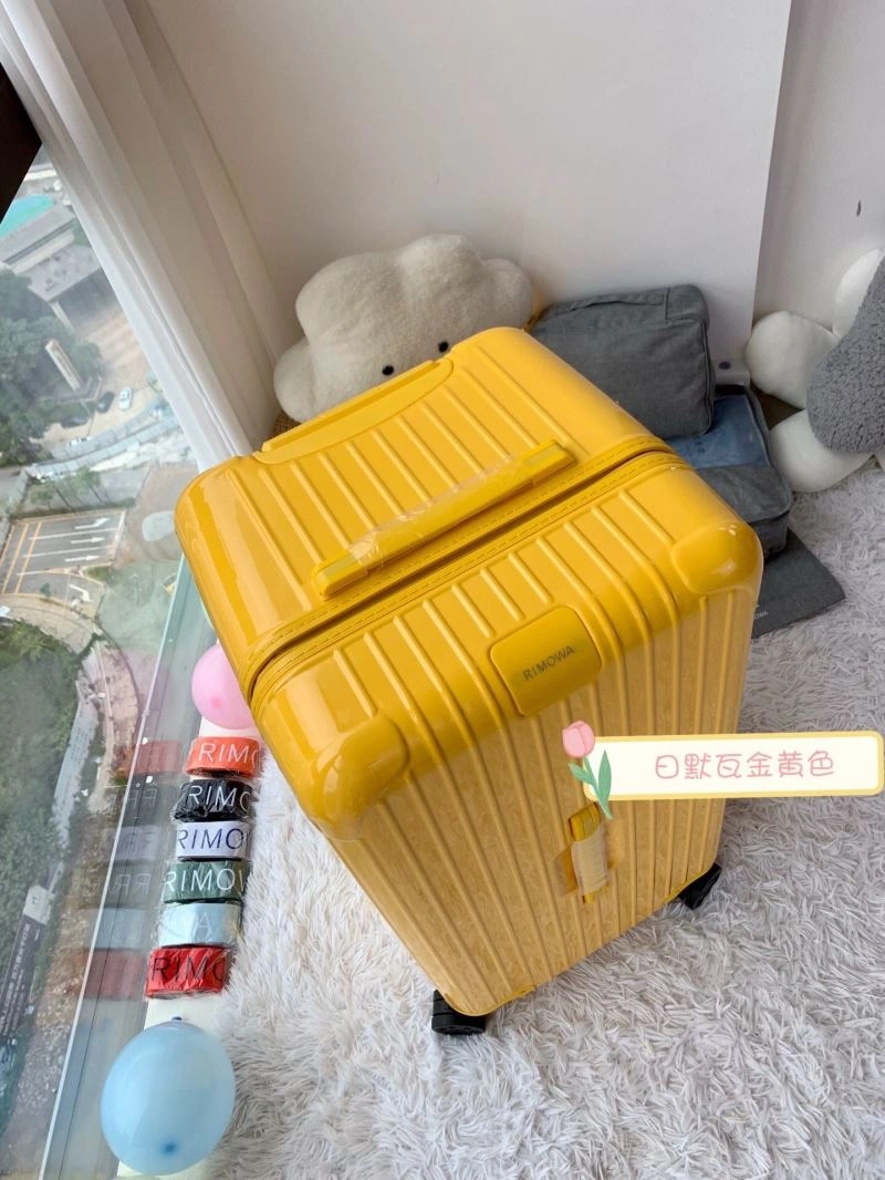 Rimowa Suitcase Fashionable 69384