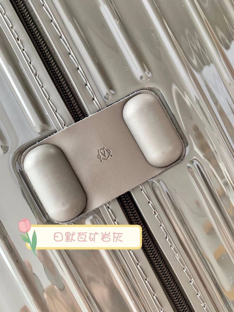 EyeCatching Rimowa Suitcase 69418