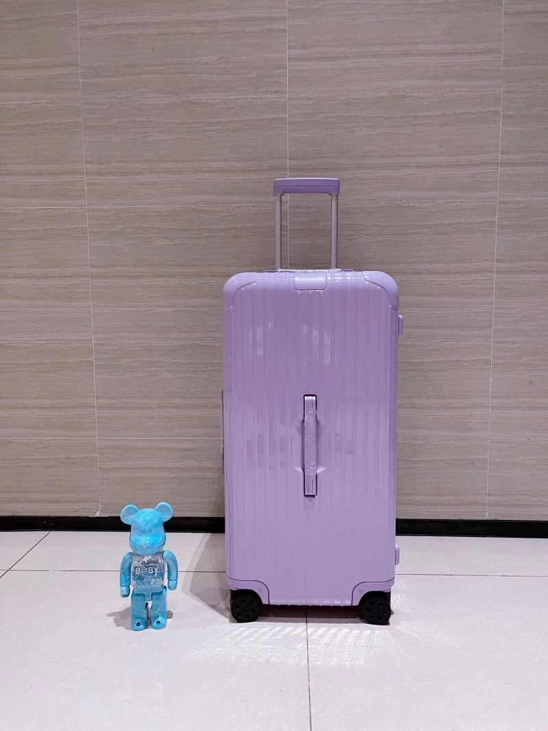 EyeCatching Rimowa Suitcase 69363