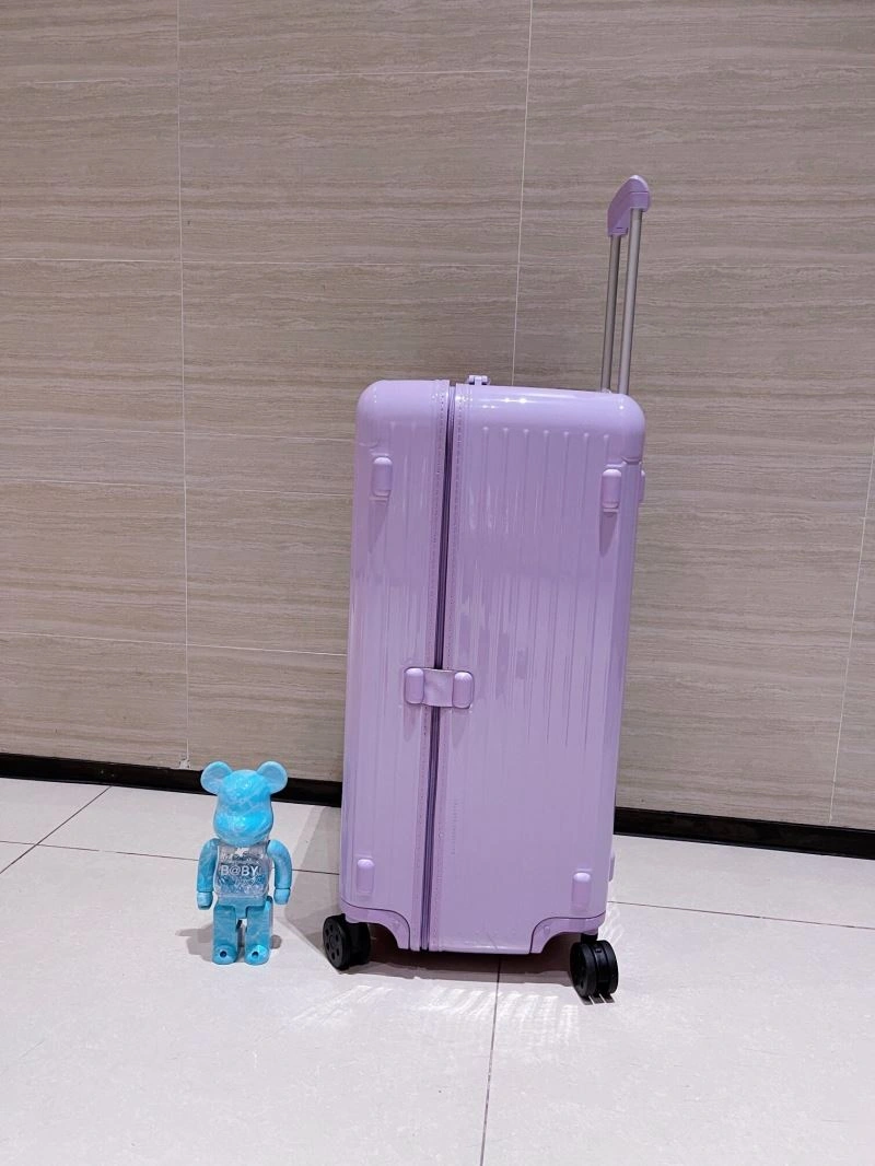 EyeCatching Rimowa Suitcase 69363