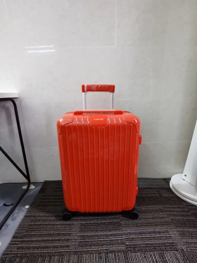 GoodFit Rimowa Suitcase 69358