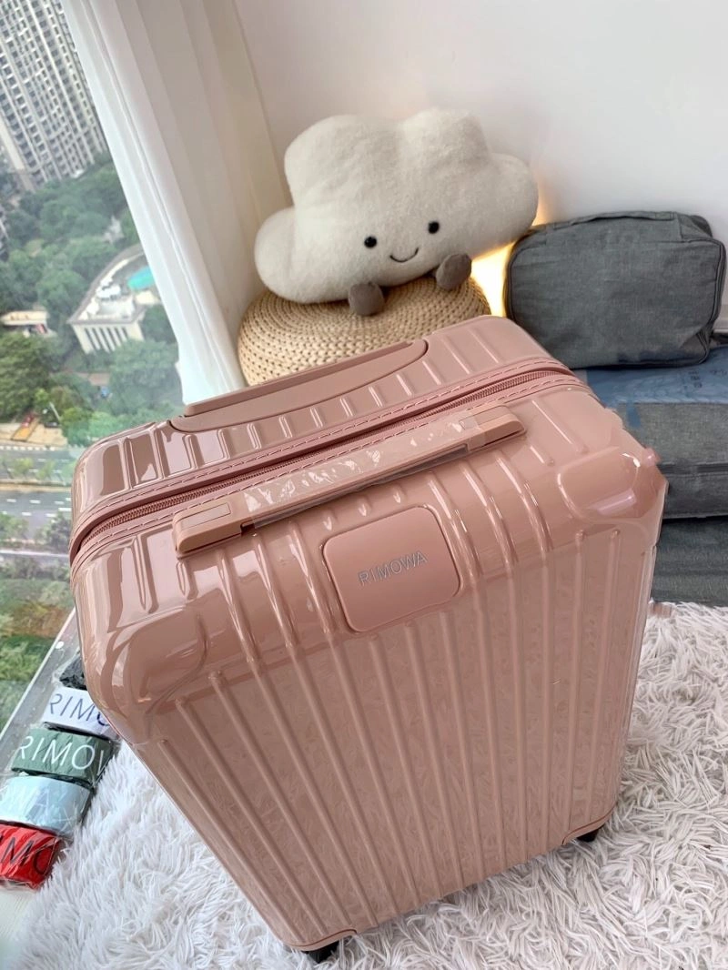 Rimowa Suitcase Refined 69355